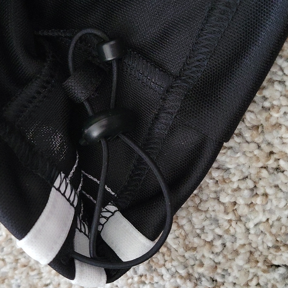 Adidas 1/4 zip top NWT - Picture 4 of 5